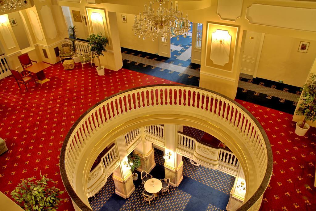 Esplanade Spa And Golf Resort Marianske Lazne Luaran gambar